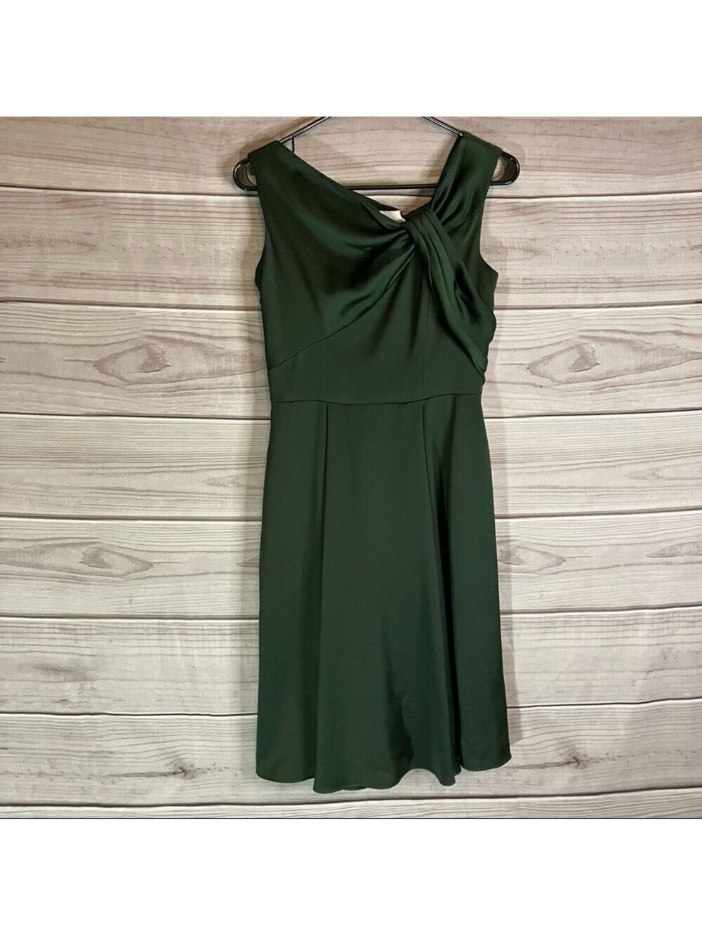 GAL Meets Glam Noelle Twist Neck Satin Dress In Green - Picture 2 of 11
